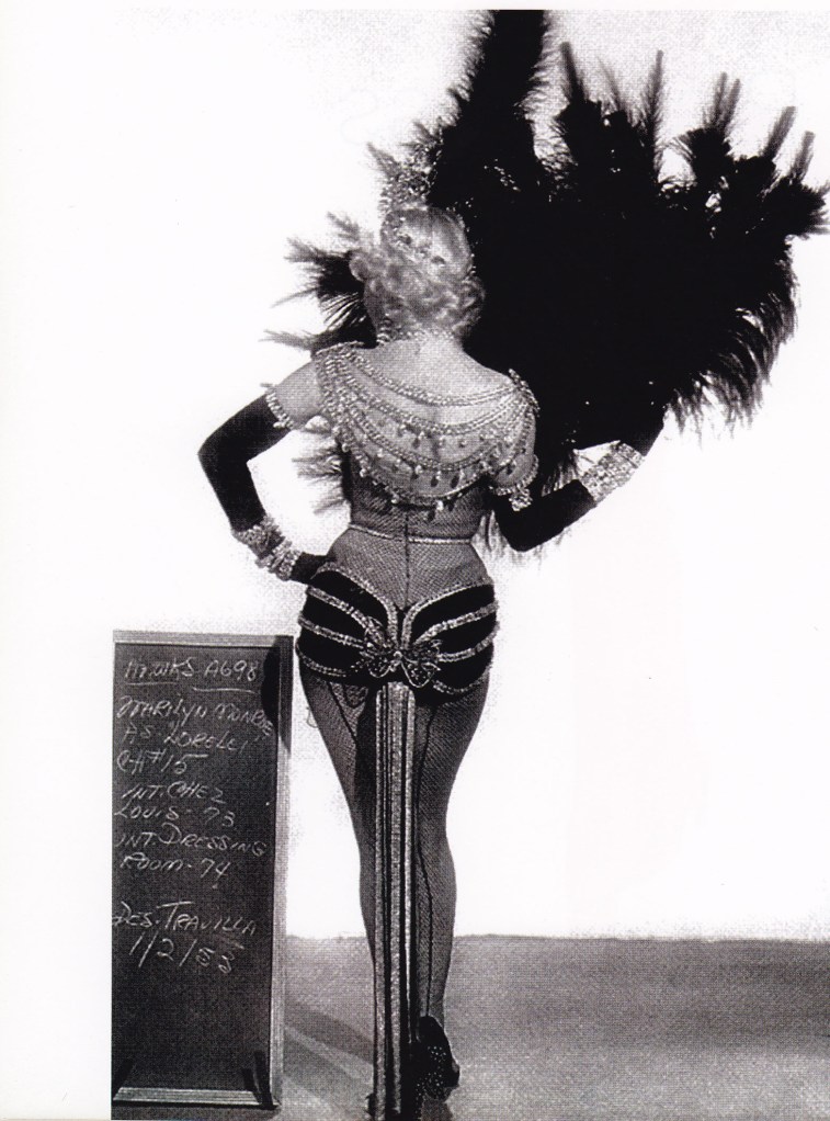 backshowgirl William Travilla, Pink Dress, Marilyn Monroe, Gentlemen Prefer Blondes, Diamonds are a Girl's Best Friend