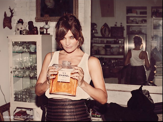 Helena Christensen, Chanel No5, vintage home