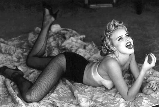 Eva Herzigova, Guess, Ellen Von Unwerth, fishnets