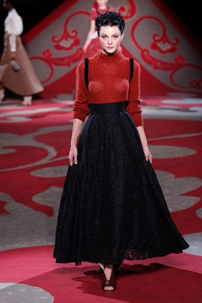 Ulyana Sergeenko, Fall 2012, black full skirt, mohair jumper and satchel