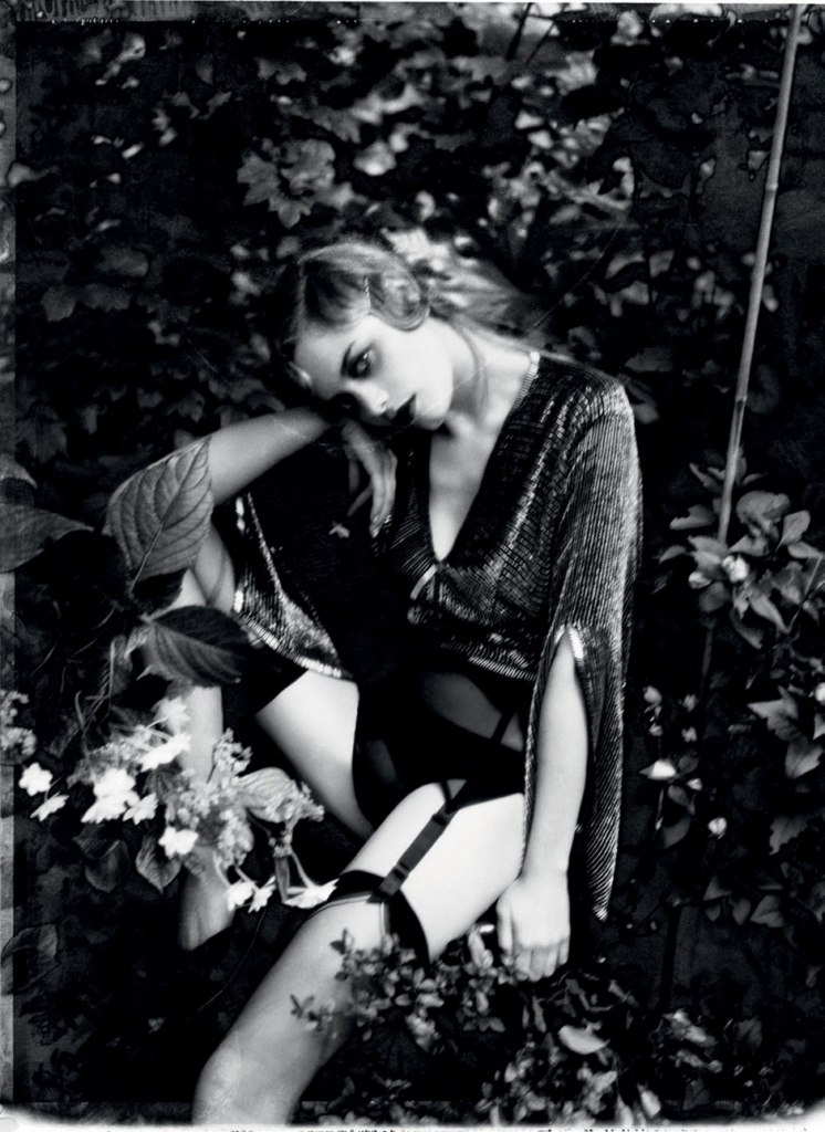 Ellen Von Unwerth, Grey Magazine, Camille Rowe