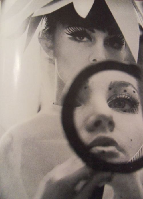 Mirror 1960s, Anothermag
